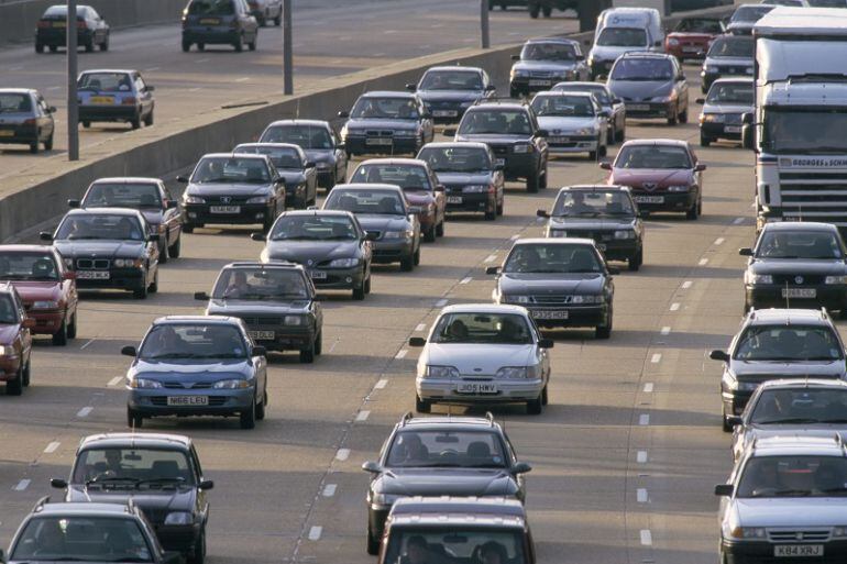Se esperan cerca de 7'4 millones de desplazamientos en las carreteras españolas durante este puente