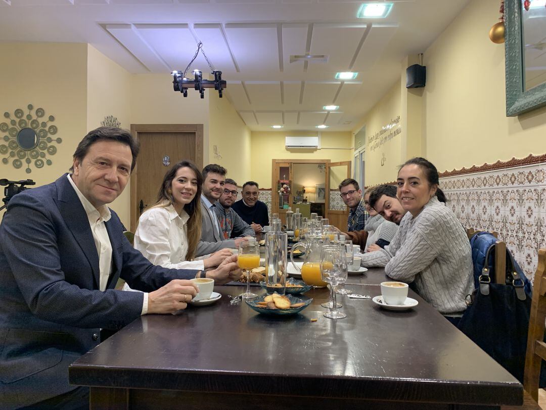 Desayuno navideño del PSOE con los medios de comunicación de Medina del Campo