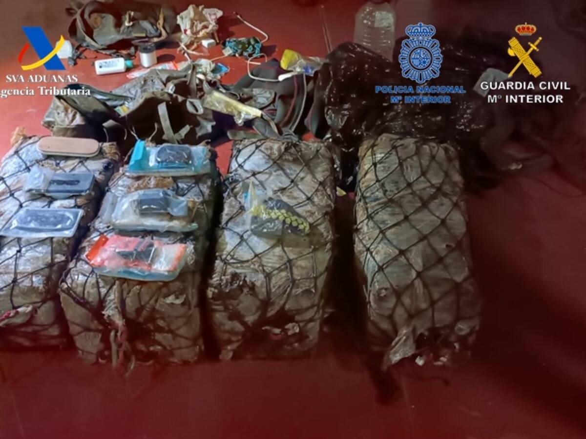 Detenido un polizón en el Estrecho que transportaba más de 100 kilos de 'coca'