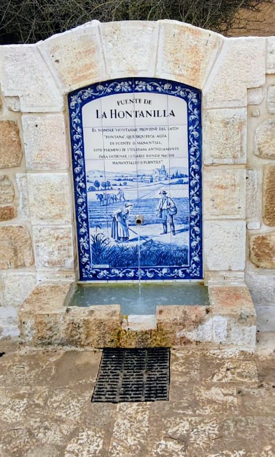 Fuente de la Hontanilla de Fresnillo de las Dueñas