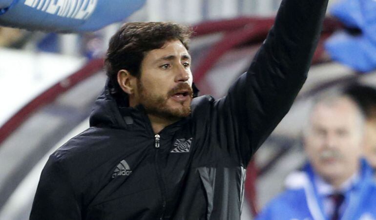 GRA397. Eibar.- El técnico del Real Betis, Victor Sánchez del Amo, durante el encuentro correspondiente a la jornada 13 de primera división, que han disputado esta noche frente al Eibar en el estadio Ipurúa de la localidad armera. EFE Juan Herrero.