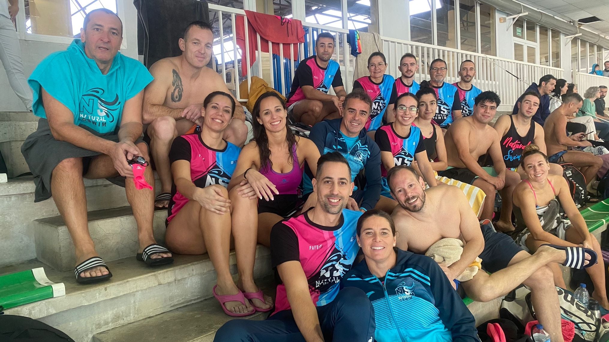 Componentes del Naturalswim Petrer en Elche