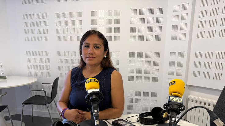 "Dejas tus sueños para salvar a tu familia": el testimonio de Flor Rojo ante la regularización extraordinaria en Irun