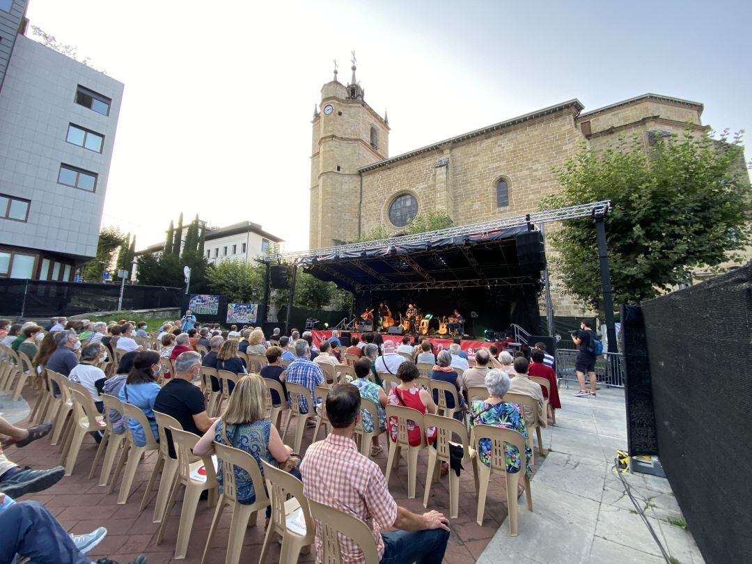 Un concierto el sábado por la tarde en la plaza Juncal de Irun