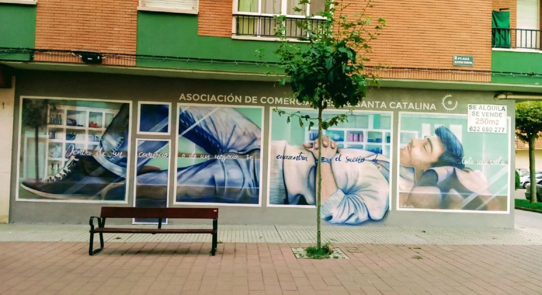 Mural obra de Nano A.Lázaro en la plaza Maestro Nebreda