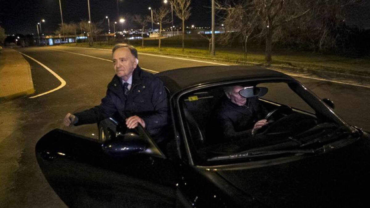 El juez deja en libertad bajo fianza de 50.000 euros al líder de Manos Limpias