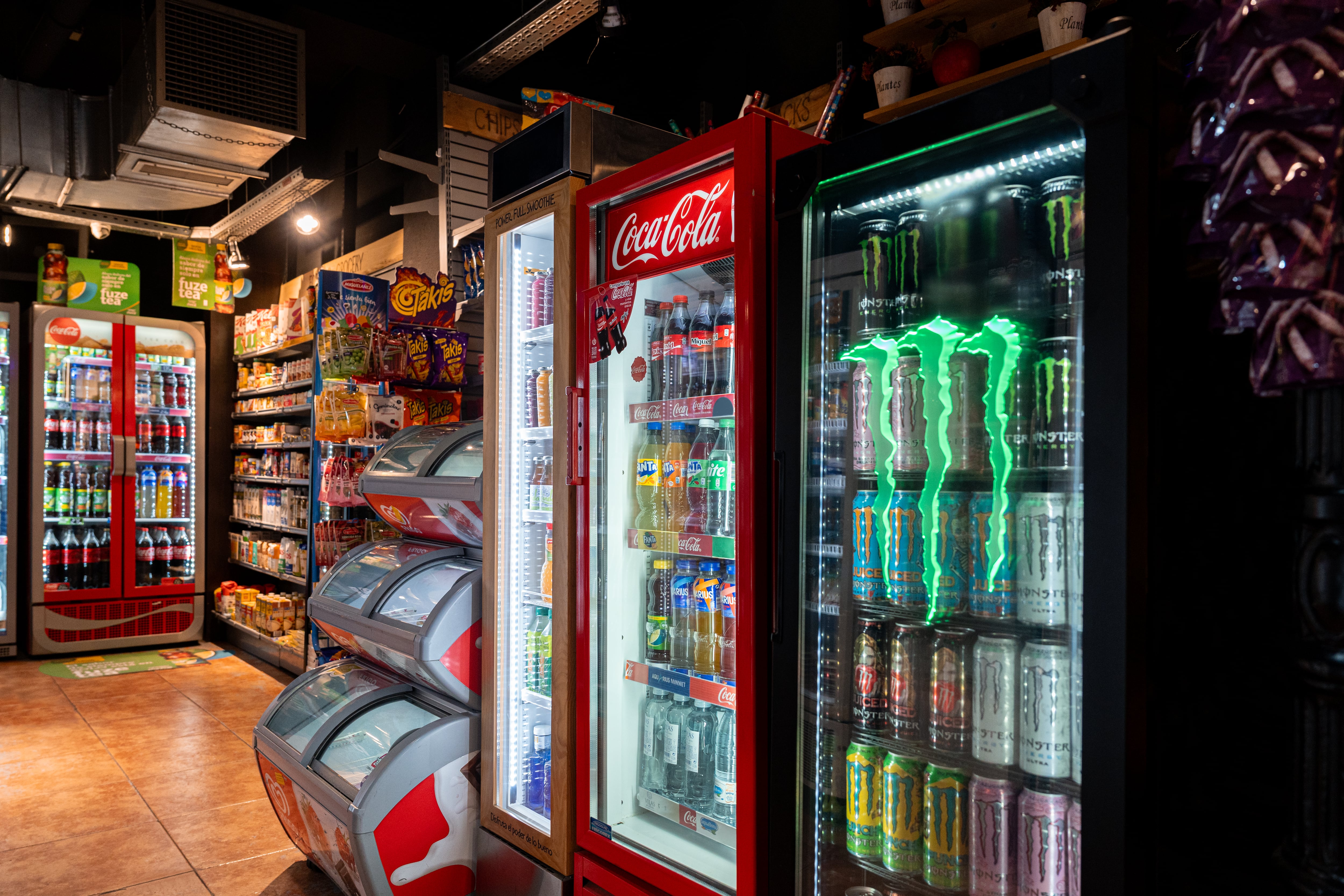 Según un estudio, los consumidores canarios visitan las tiendas de conveniencia una media de 2,8 veces a la semana