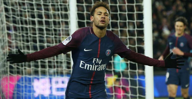 Neymar celebra un gol con el PSG.