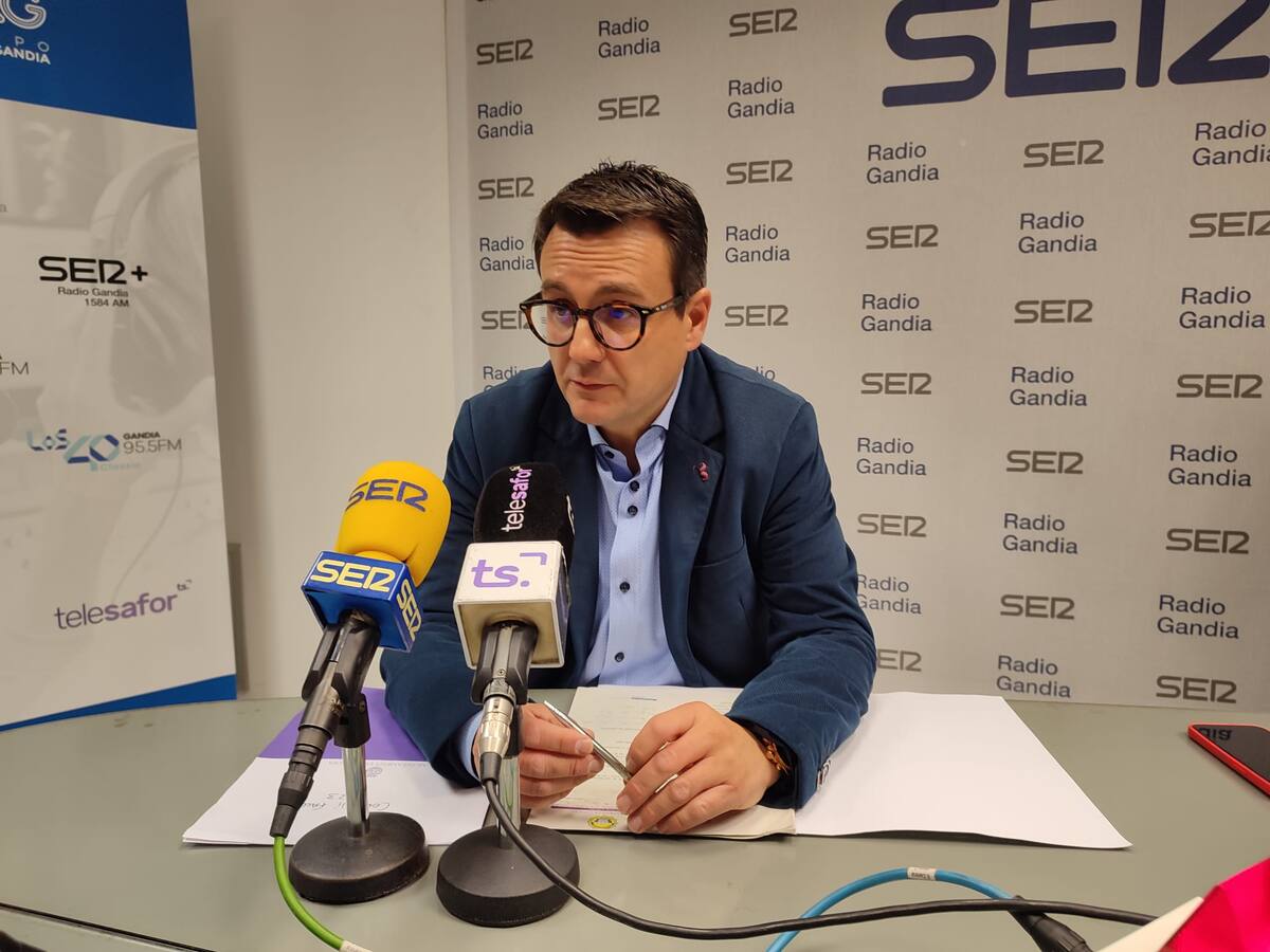 "Prieto quiere que esté a su lado y yo estaré en el Gobierno, si gana el PSPV, pero ejerciendo otra labor"