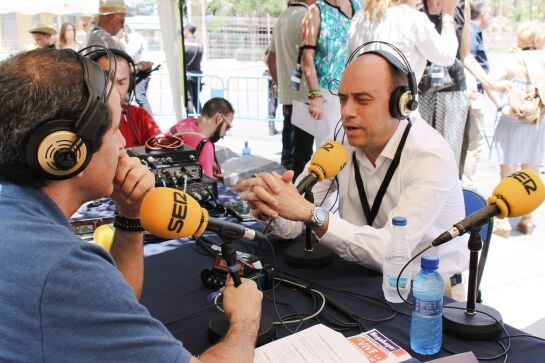 Gabriel Echávarri, alcalde de Alicante en las Hogueras 2016