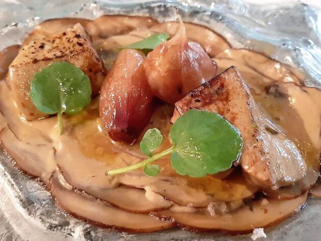 Foie con setas en escabeche