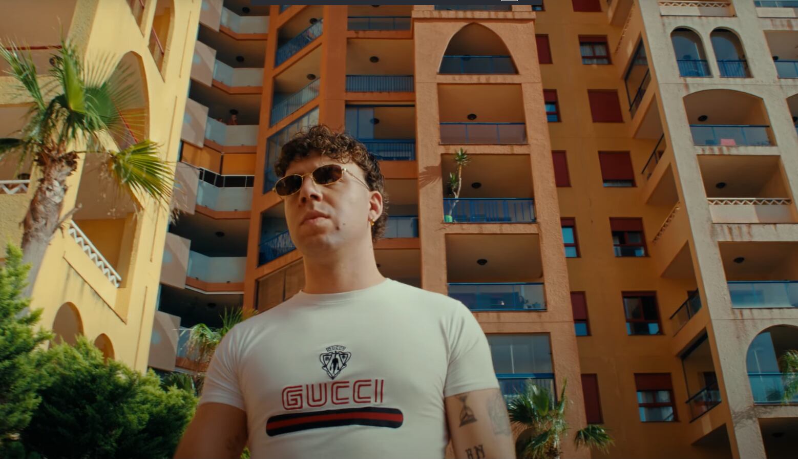 Quevedo en los 'pisos de colores' de Playa Honda