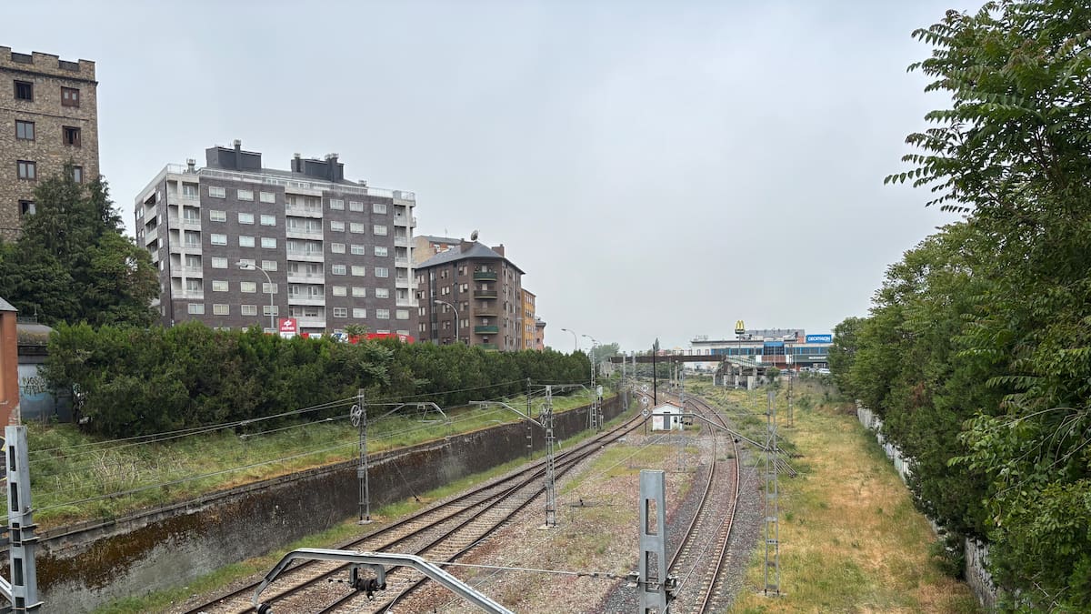 Ponferrada-clasificación, las huellas del esplendor ferroviario del siglo XX