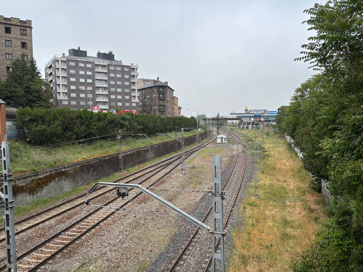 Ponferrada-clasificación, las huellas del esplendor ferroviario del siglo XX