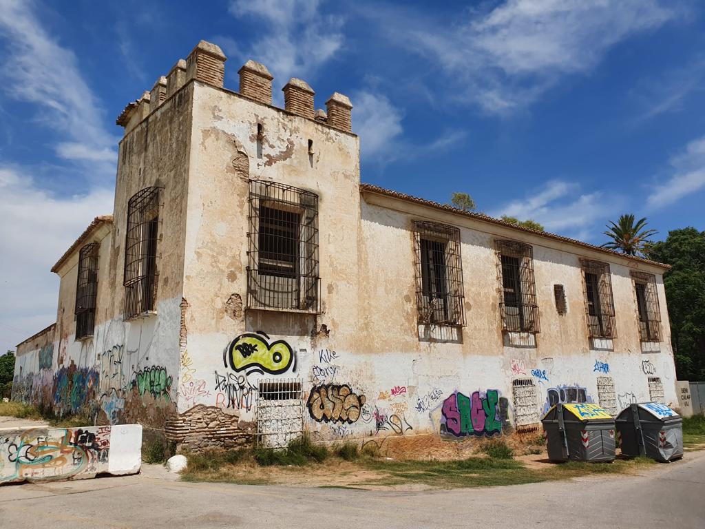 Edificios históricos de València que han sido vandalizados en los últimos meses.