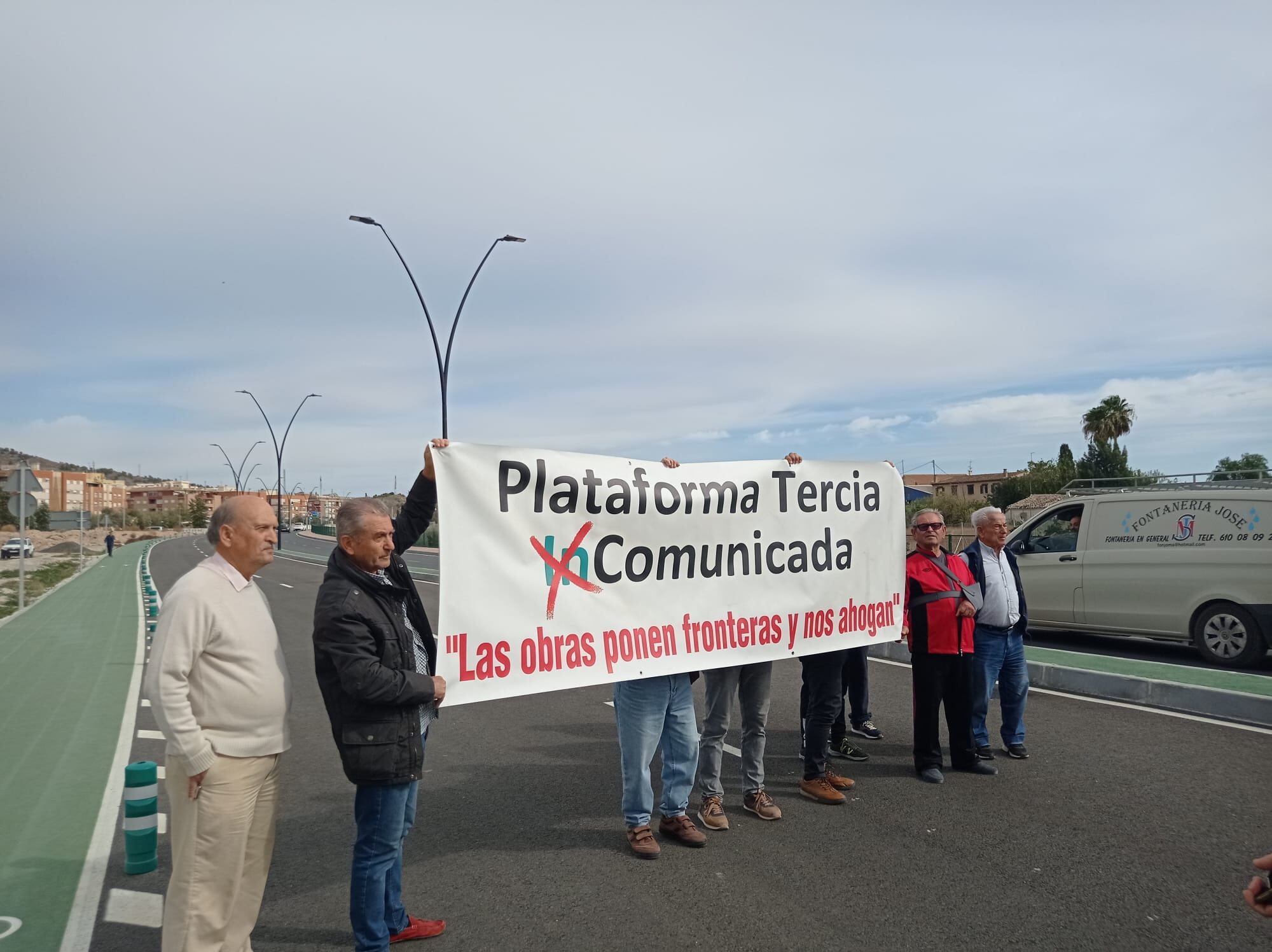 Plataforma Tercia InComunicada en la apertura del Tramo I de la Ronda Central