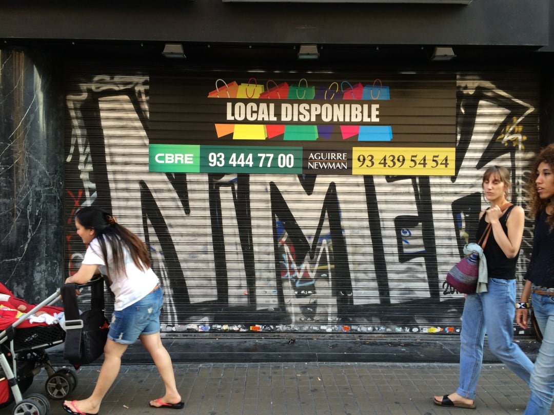 Imatge d'arxiu d'un local comercial tancat