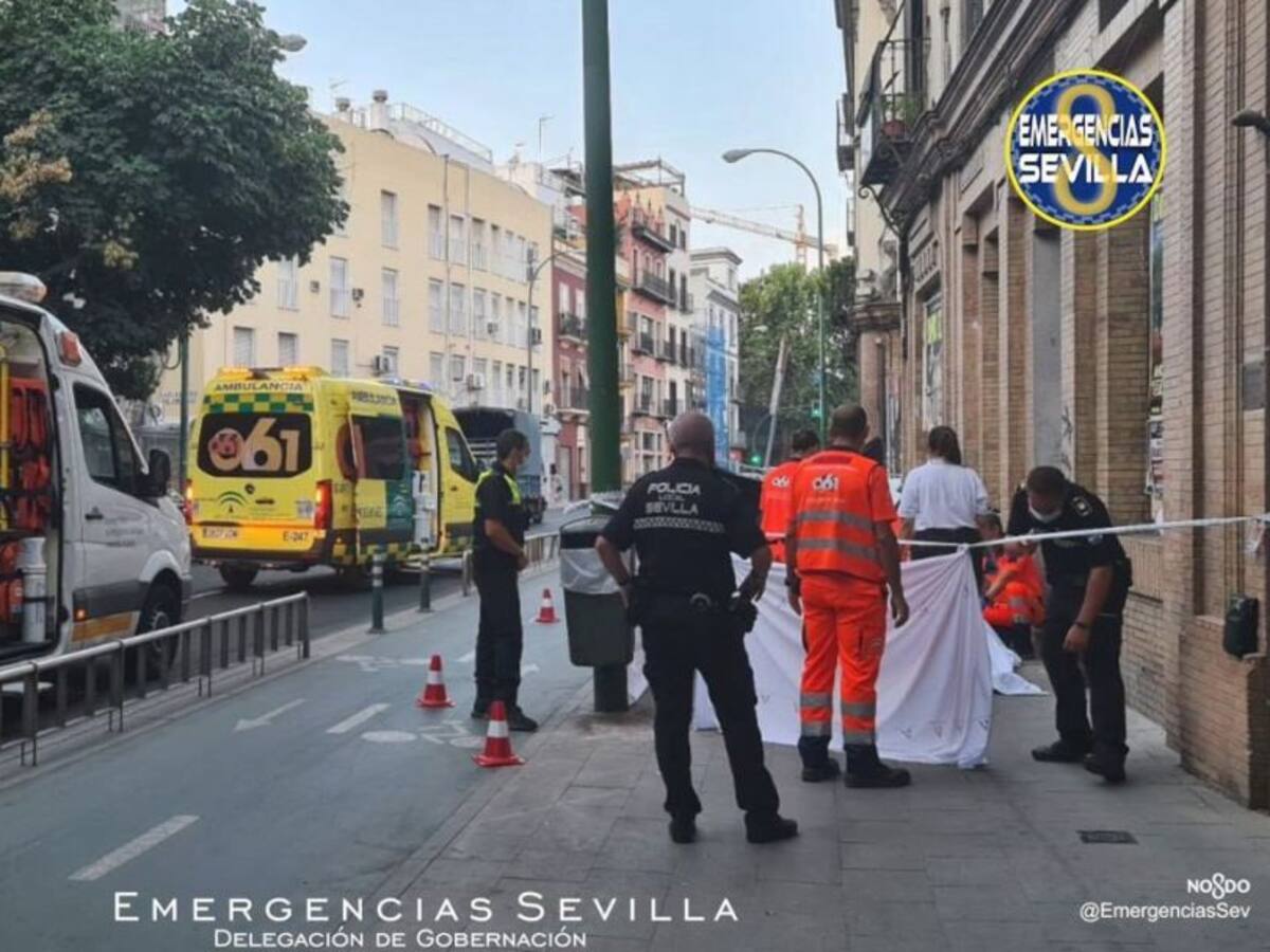Muere un varón de 66 años tras desplomarse de su bicicleta en la calle Recaredo