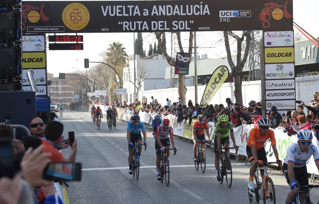 Imagen de archivo de la 65 Vuelta Ciclista a Andalucía