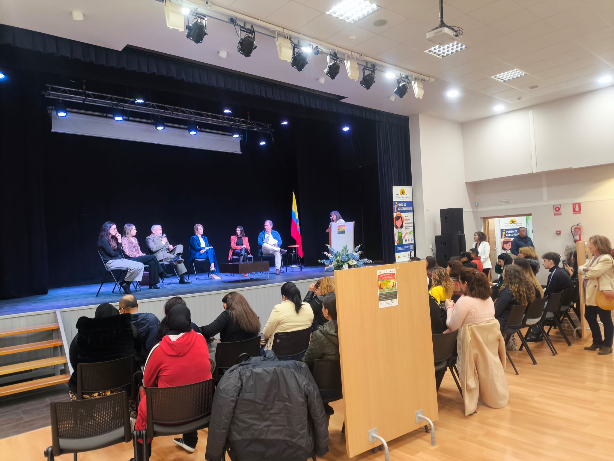 II Feria de Empleo y Emprendimiento en Fresnillo de las Dueñas