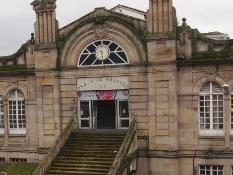 La desescalada se dejará notar en la Plaza de Abastos de Ourense