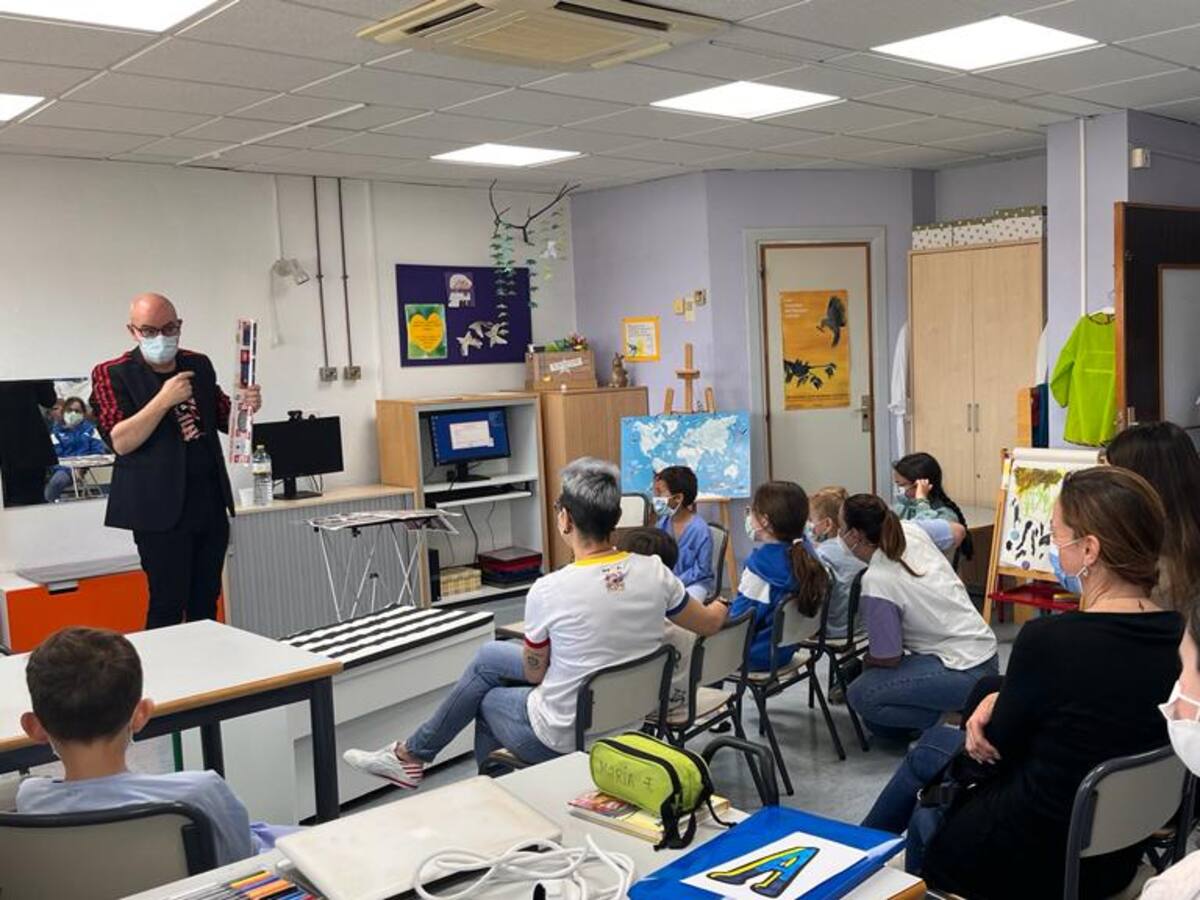 El Hospital General de Elche celebra el Día del Niño y la Niña Hospitalizados