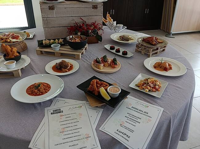La Cantina ofrece menús diarios a 8'50 euros y otras opciones
