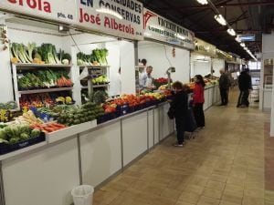 Puestos de venta en la planta superior del Mercado Central