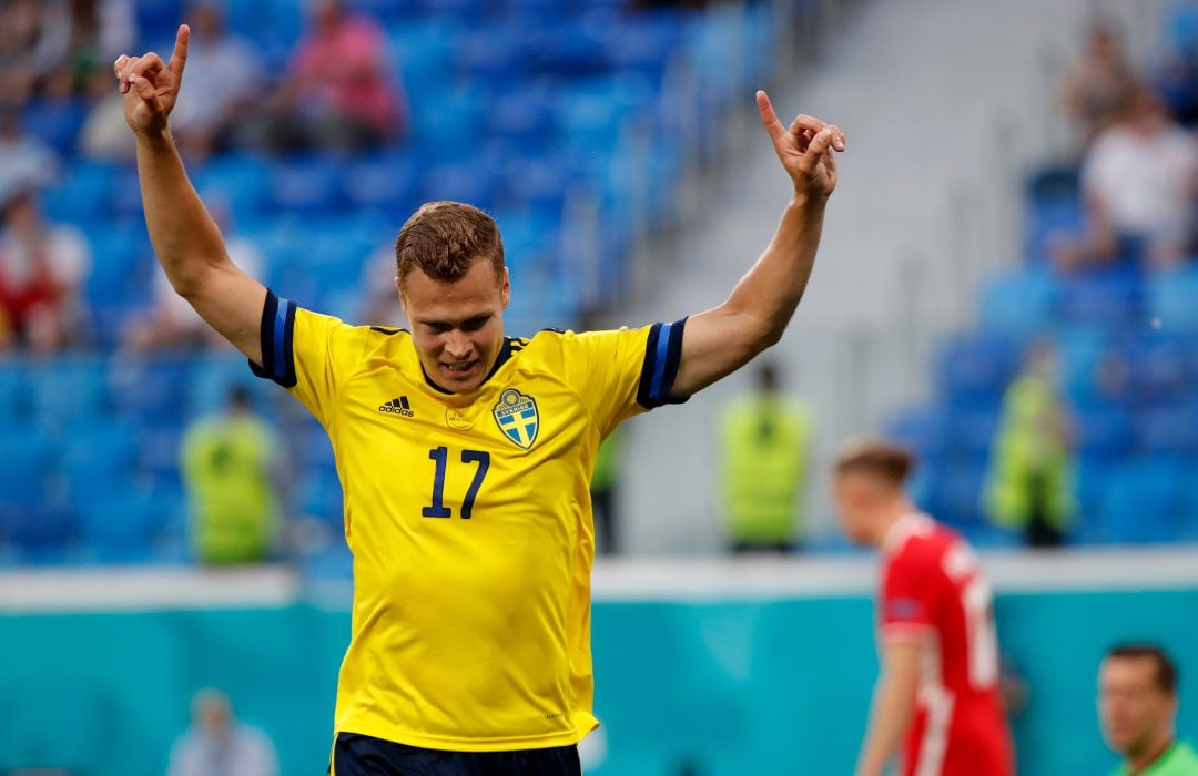 Claesson celebra el 3-2 que tumba a Polonia