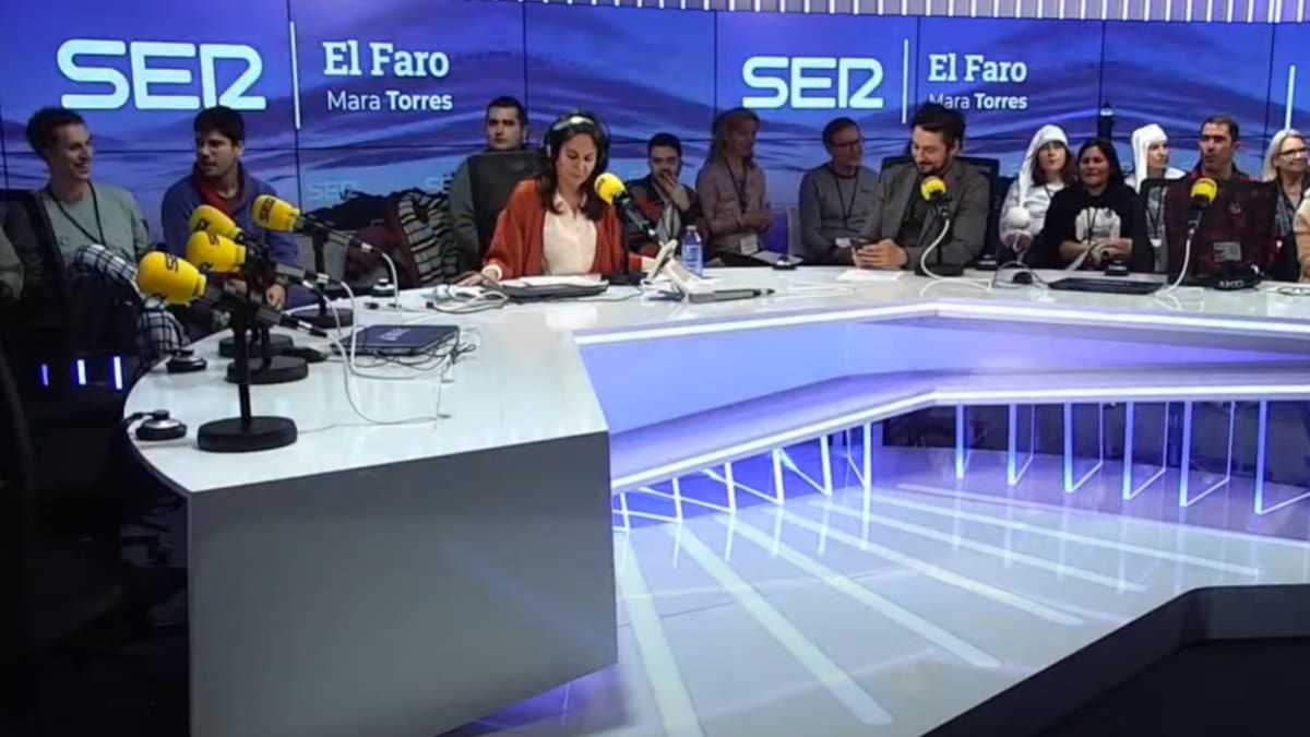 "He llamado hace una hora": en 'El Faro' despiertan a un oyente a las dos y media de la noche y su respuesta hay que escucharla