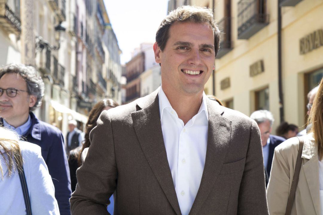 El presidente de Ciudadanos, Albert Rivera ha confirmado este martes que los diputados de su partido en el Parlamento de Cataluña no votarán en contra de que el primer secretario del PSC, Miquel Iceta, sea designado senador autonómico