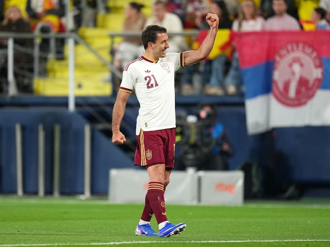 VILLARREAL, SPAIN - MARCH 27: Mikel Oyarzabal of Spain celebrates scoring his team's first goal during the International Friendly match between Spain and Serbia at Estadio de la Ceramica on March 27, 2026 in Villarreal, Spain. (Photo by Alex Caparros/Getty Images)