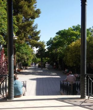 Kiosko de Música del Paseo Primero de Mayo, habitual puesto del orador en los actos