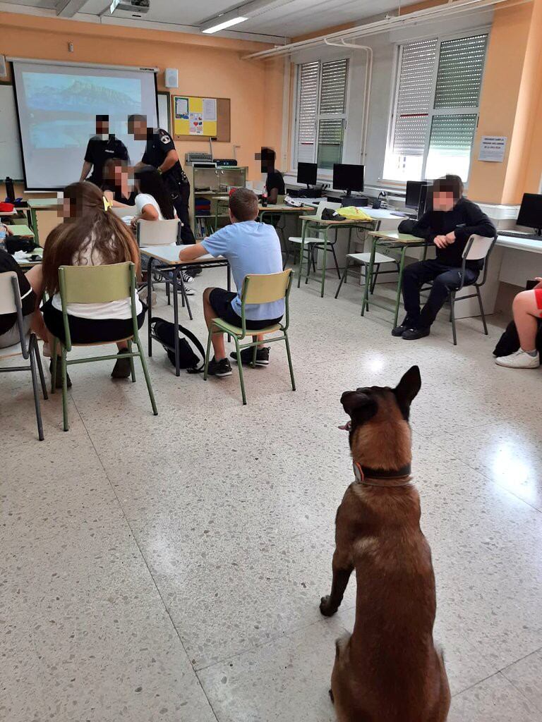 El nuevo perro policía en San Martín de la Vega