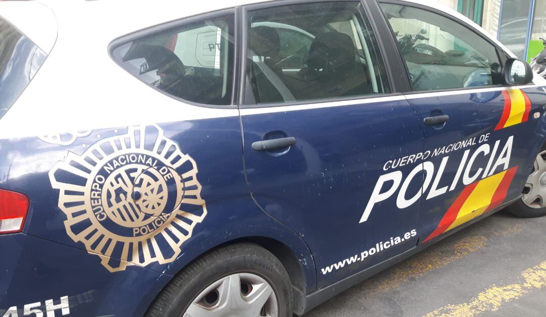 Coche de Policía Nacional