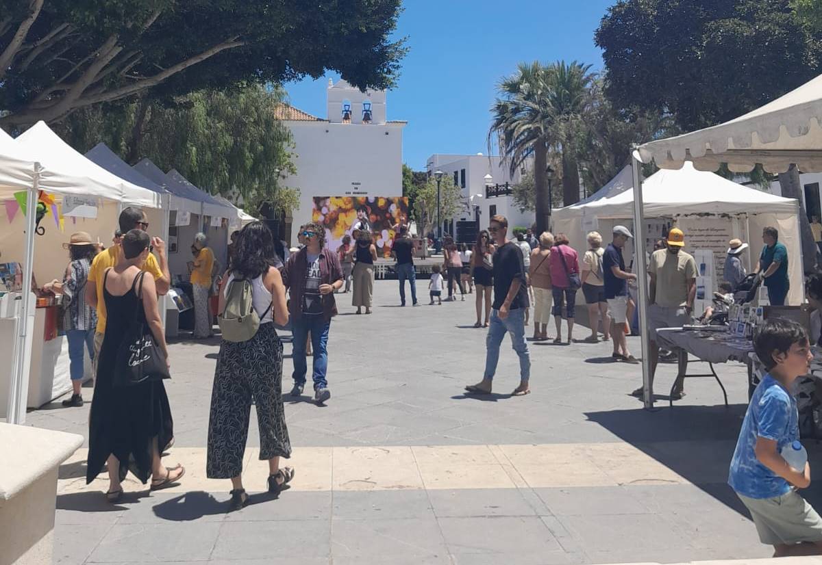 Uno de los espacios de los stands de la &quot;Fiera del Libro&quot; de Lanzarote.