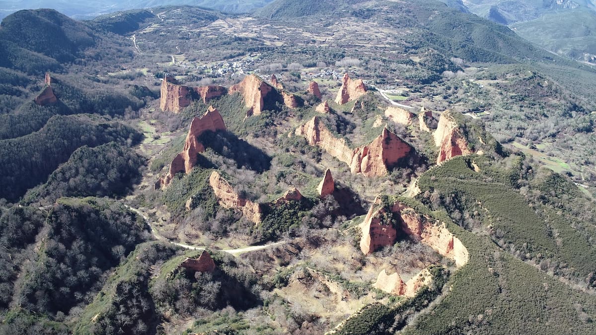 El CSIC extiende hasta las 49.000 hectáreas la superficie de la mina romana de Las Médulas