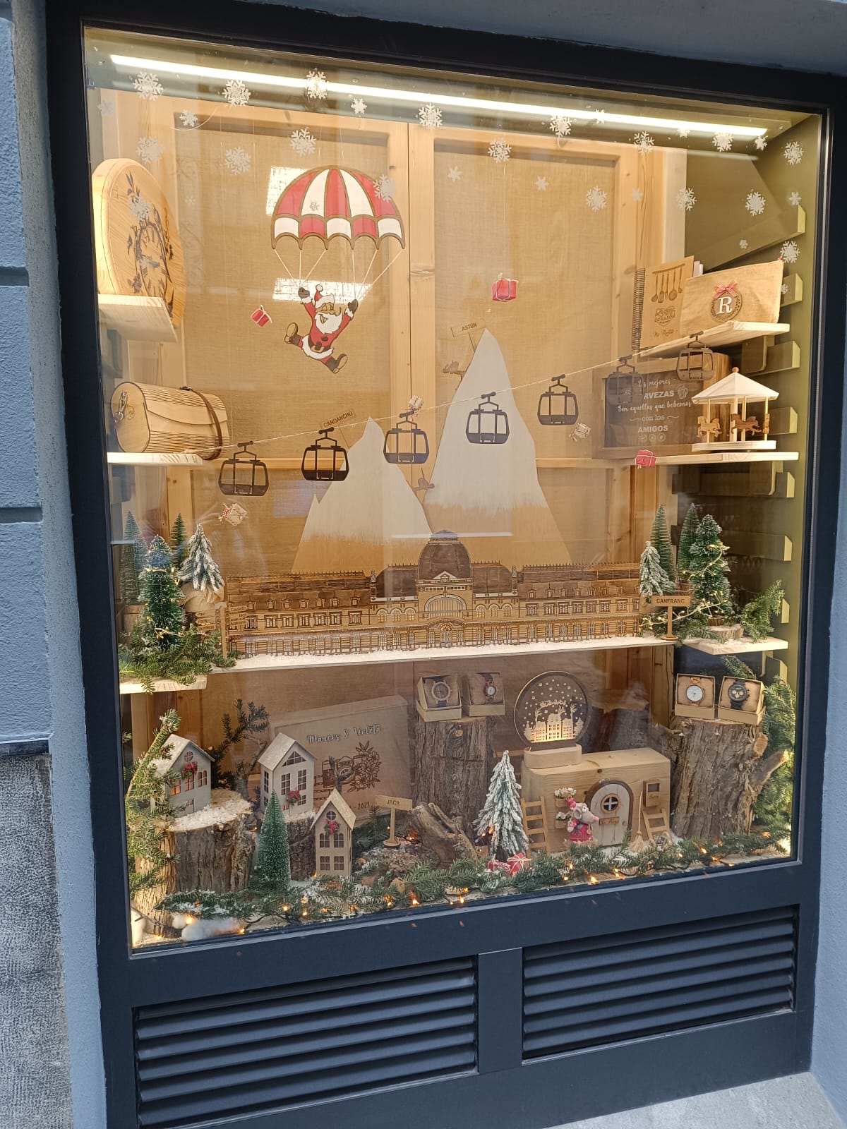 Premio al mejor escaparate navideño de Jaca