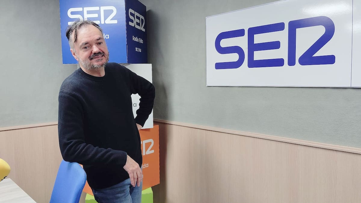 Entrevista | Miguel Ángel GuilL desmonta prejuicios y reivindica el cómic como arte y cultura.