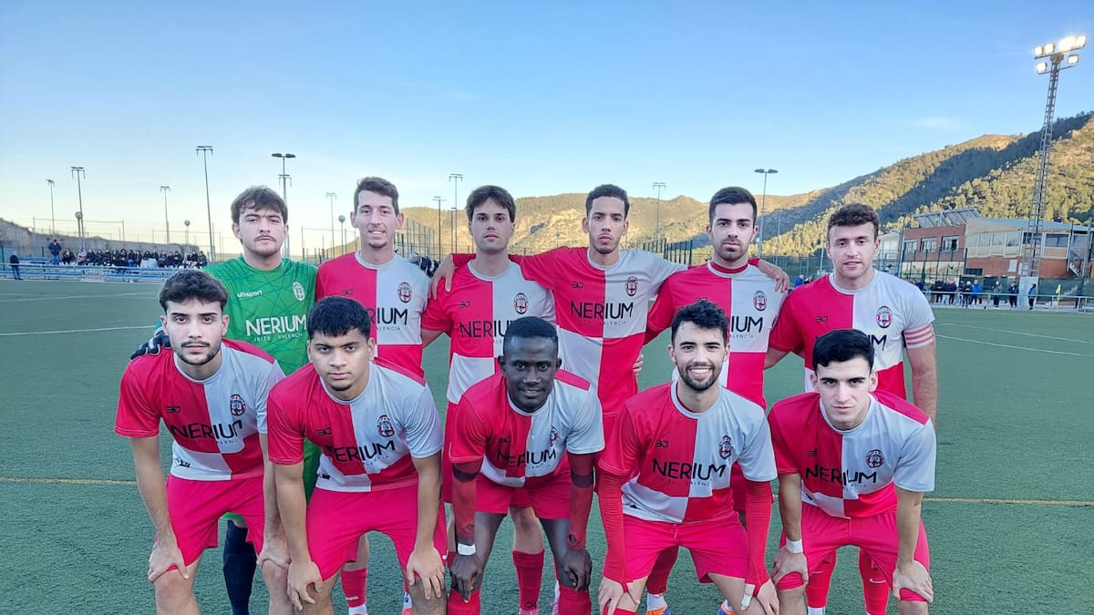 El técnico del Llutxent analiza un duelo histórico en La Plana