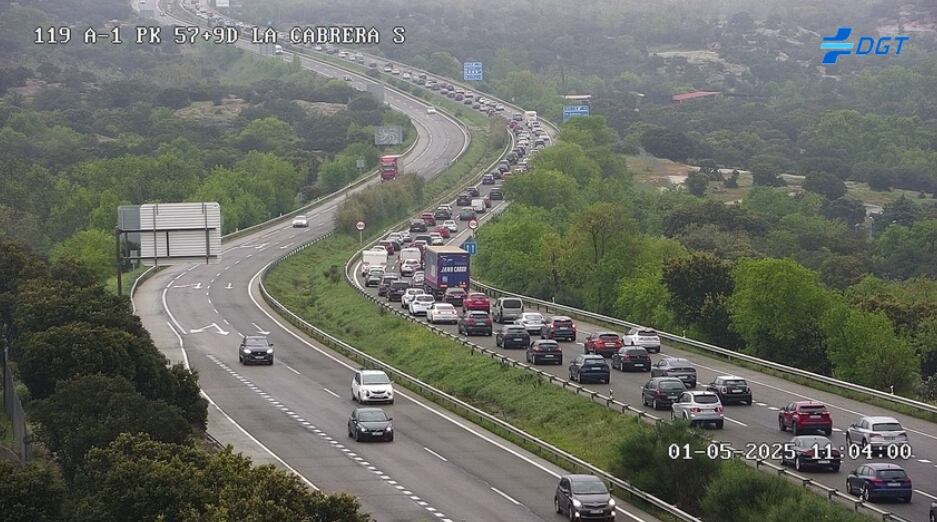 La A1 de Madrid la mañana de este jueves, durante la Operación Salida del puente de mayo. DGT.