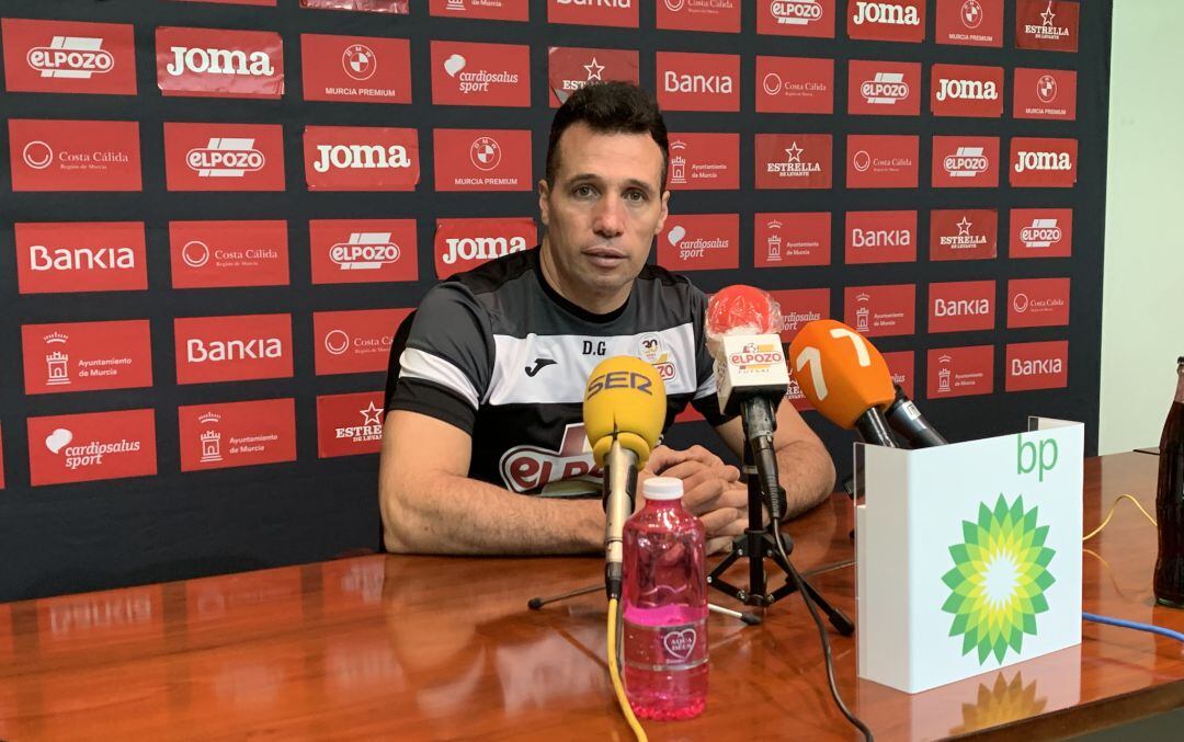 Diego Giustozzi en la rueda de prensa previa al partido ante Pescados Rubén Burela