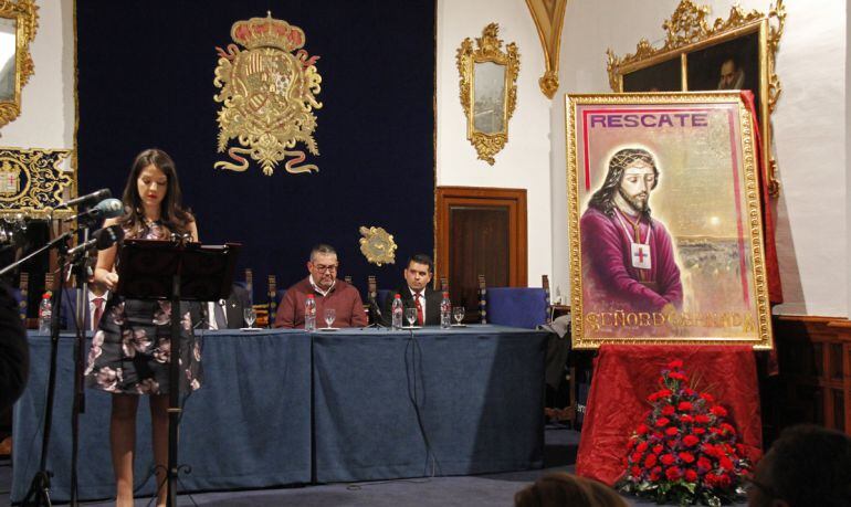 María del Mar Peña durante el acto de presentación del cartel del III centenario de Jesús del Rescate