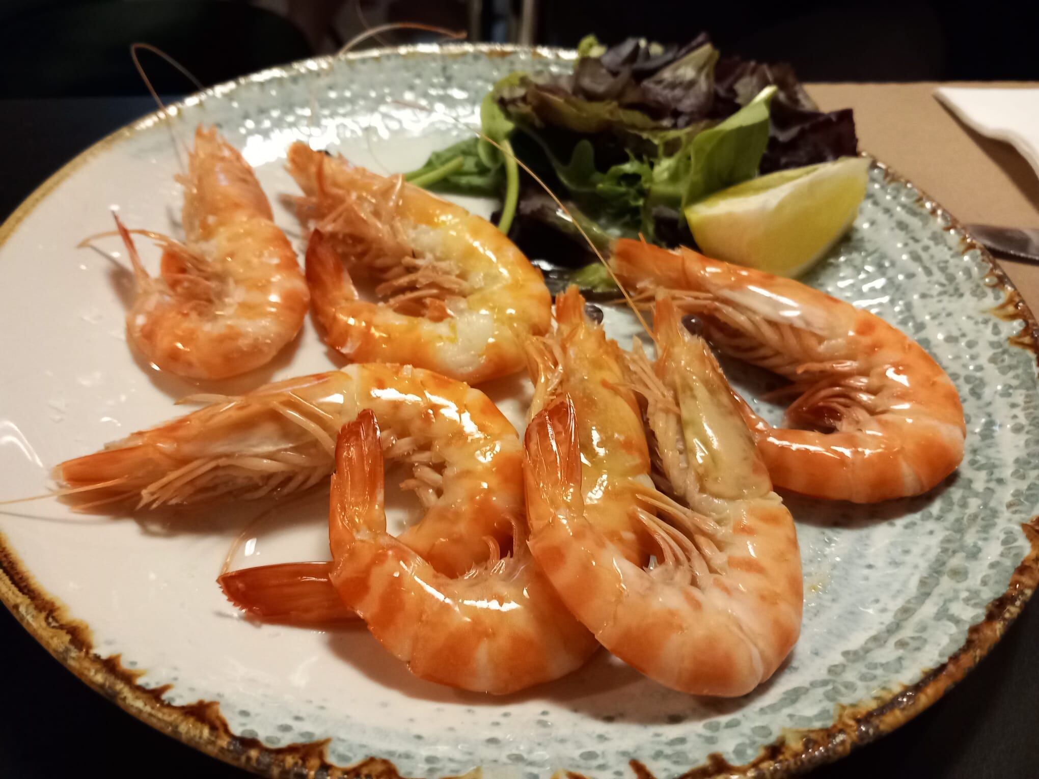 Langostinos terciados cocidos