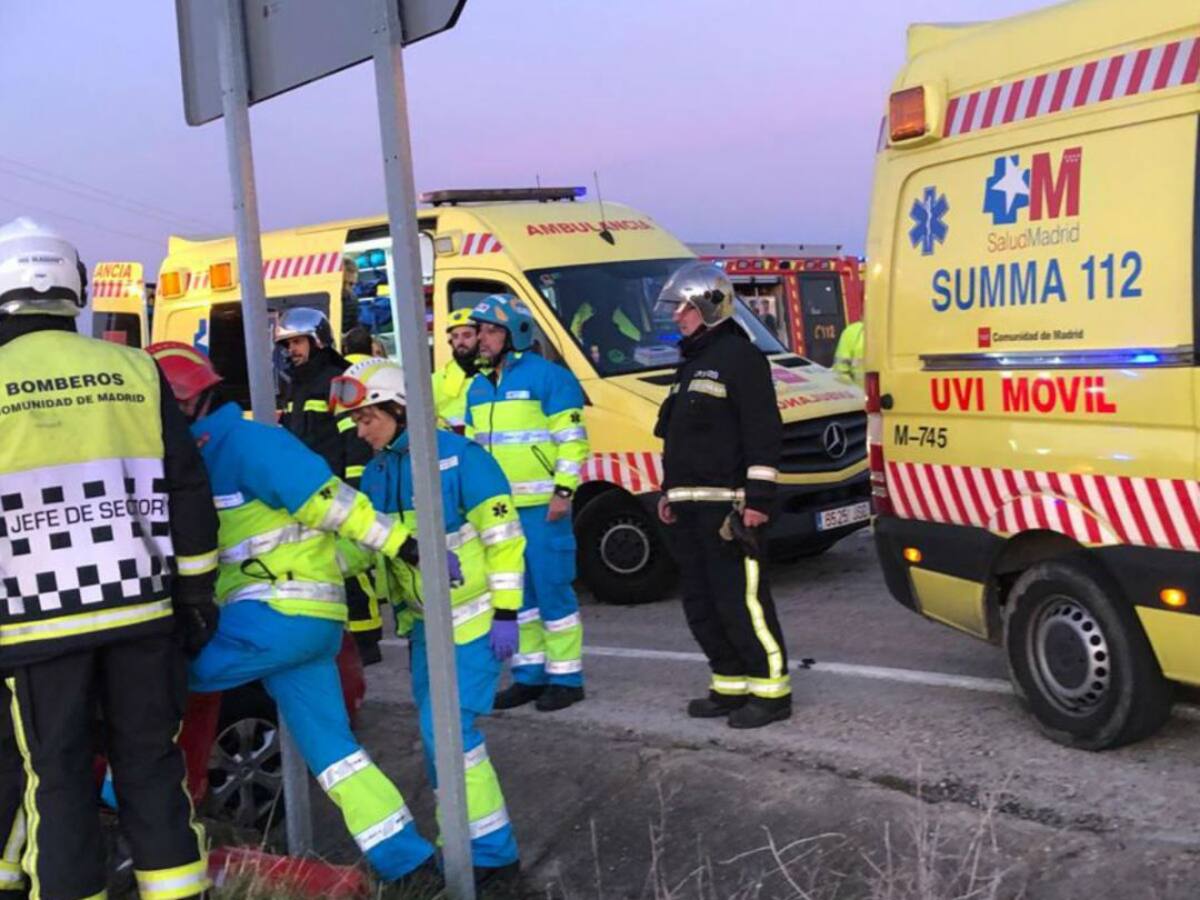 Herida una mujer tras colisionar con su coche contra un árbol