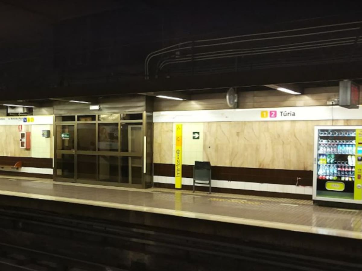 Reabierta la salida de la estación de metro de Turia a Nuevo Centro