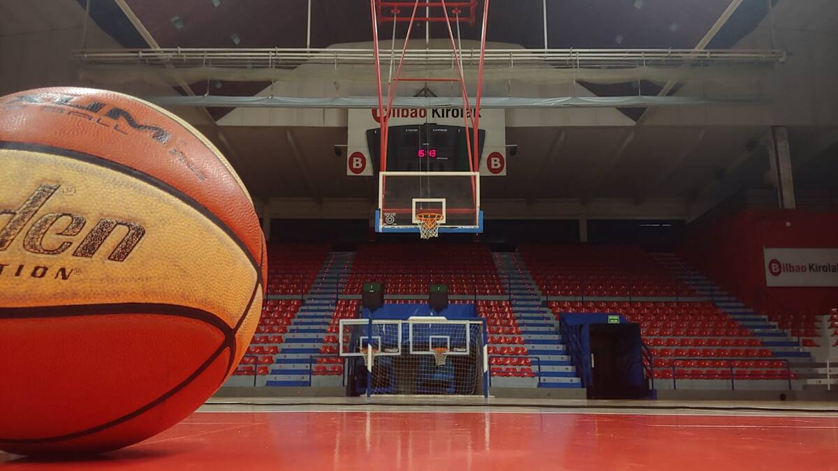 "Están en uno de los mejores clubes de Europa": el mensaje de Maluenda, jugador que formó parte de una plantilla histórica de Bilbao Basket