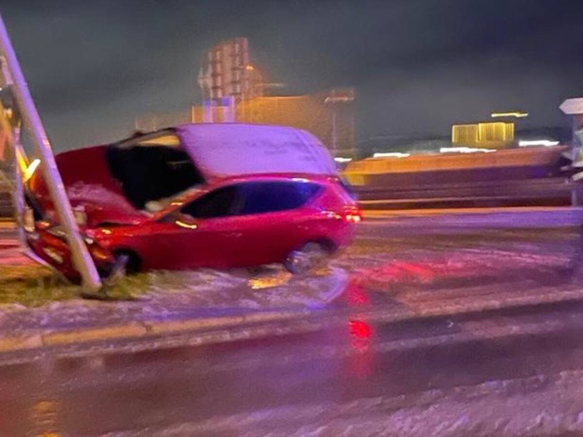 La nieve genera accidentes y problemas en Aranda, la Ribera del Duero y alrededores
