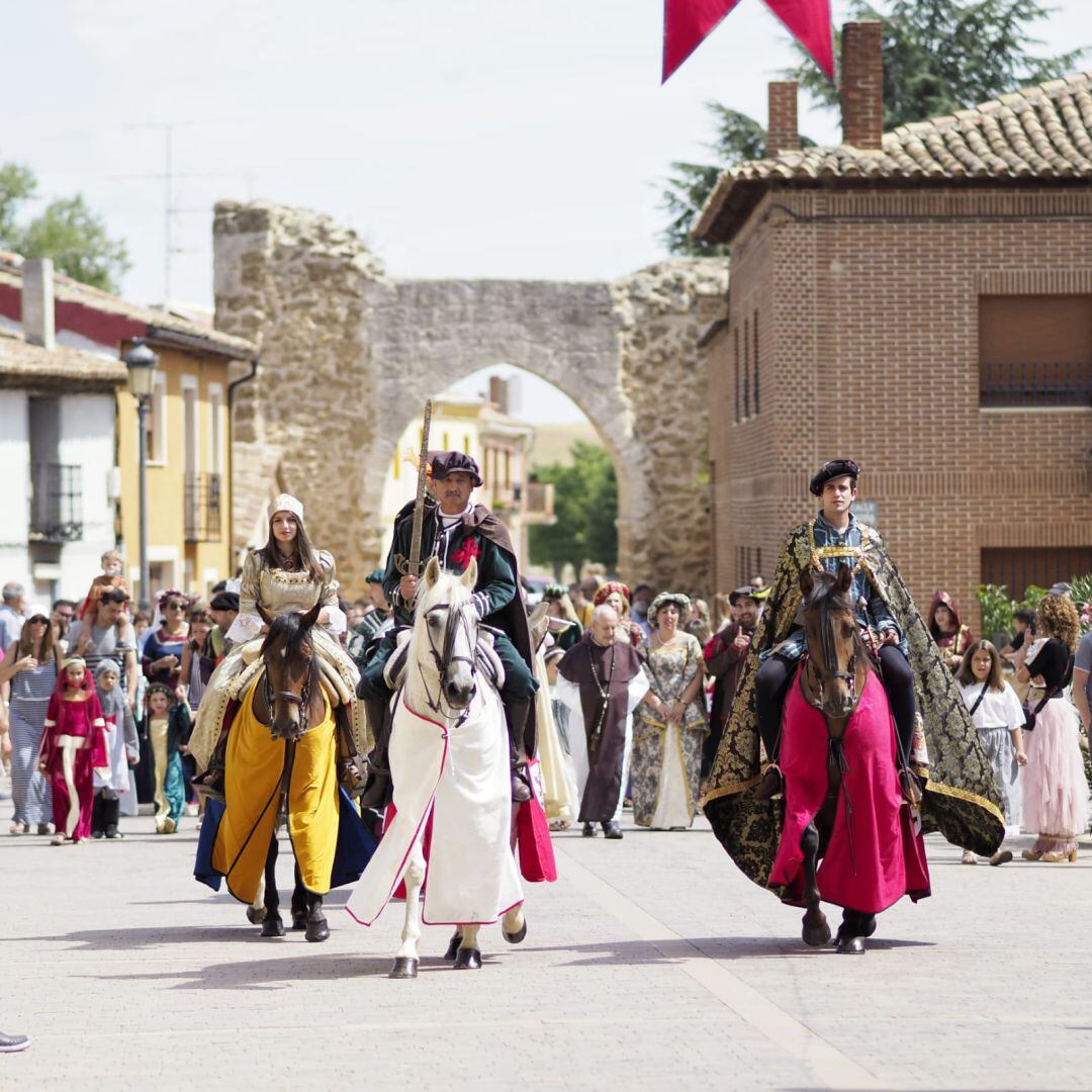 Recreación de la entrada a caballo de Carlos V en Becerril de Campos (Palencia)