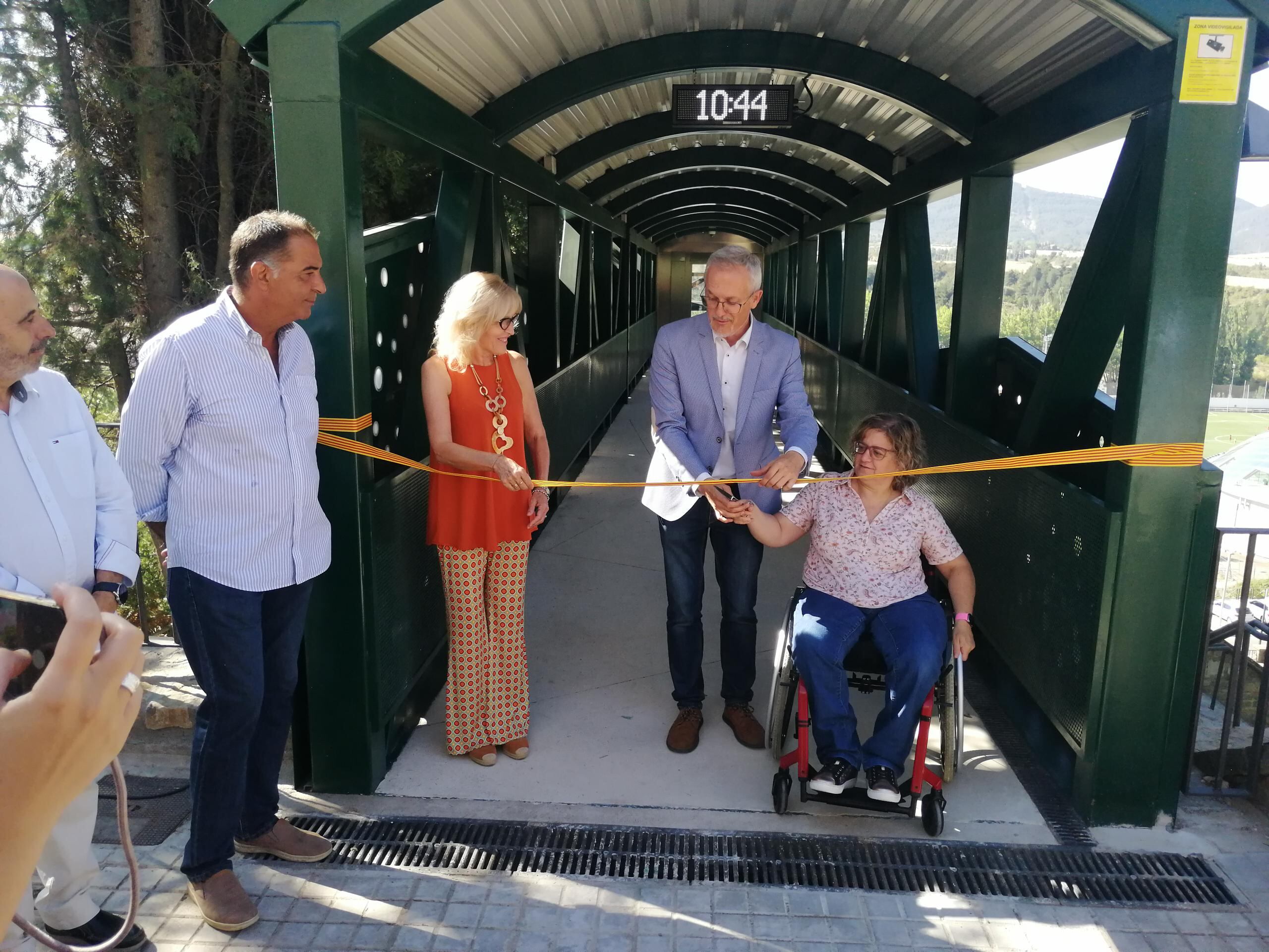 Inauguración del elevador de Jaca